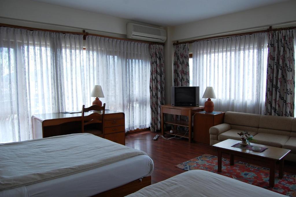 Hotel Sunset View Katmandu Dış mekan fotoğraf