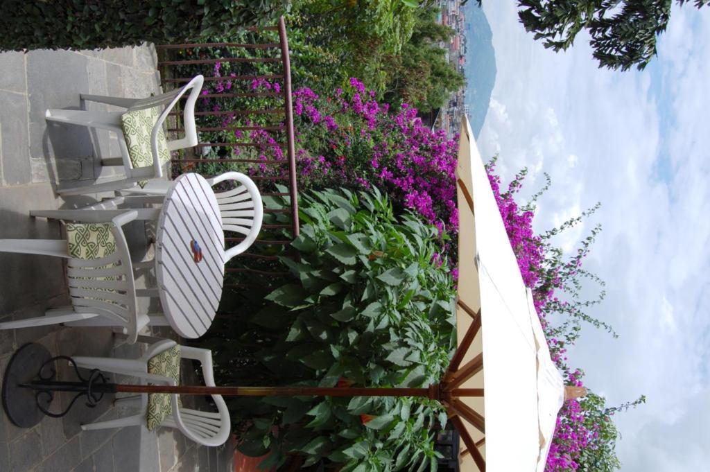 Hotel Sunset View Katmandu Dış mekan fotoğraf